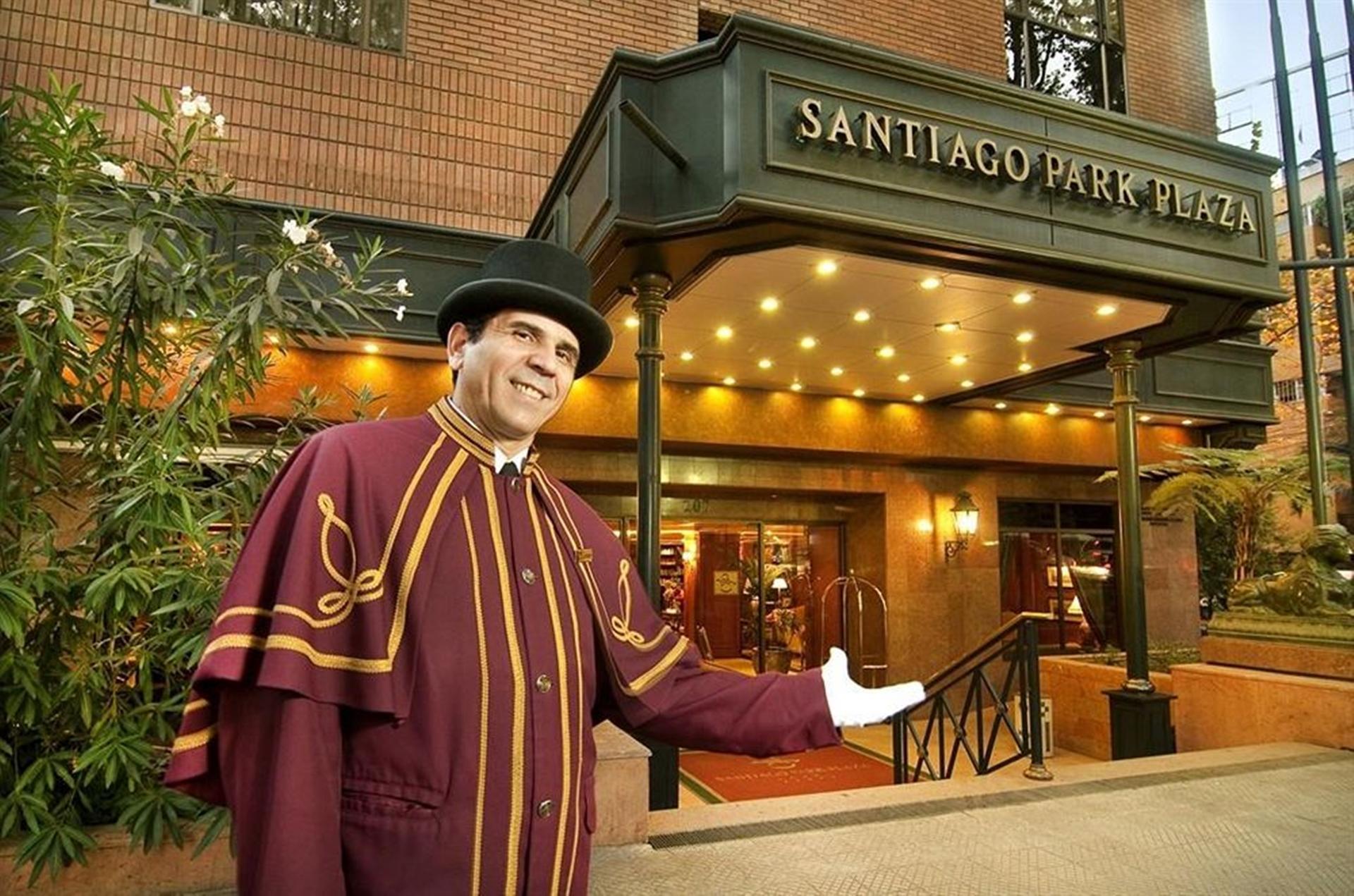 فندق Park Plaza سانتياغو المظهر الخارجي الصورة